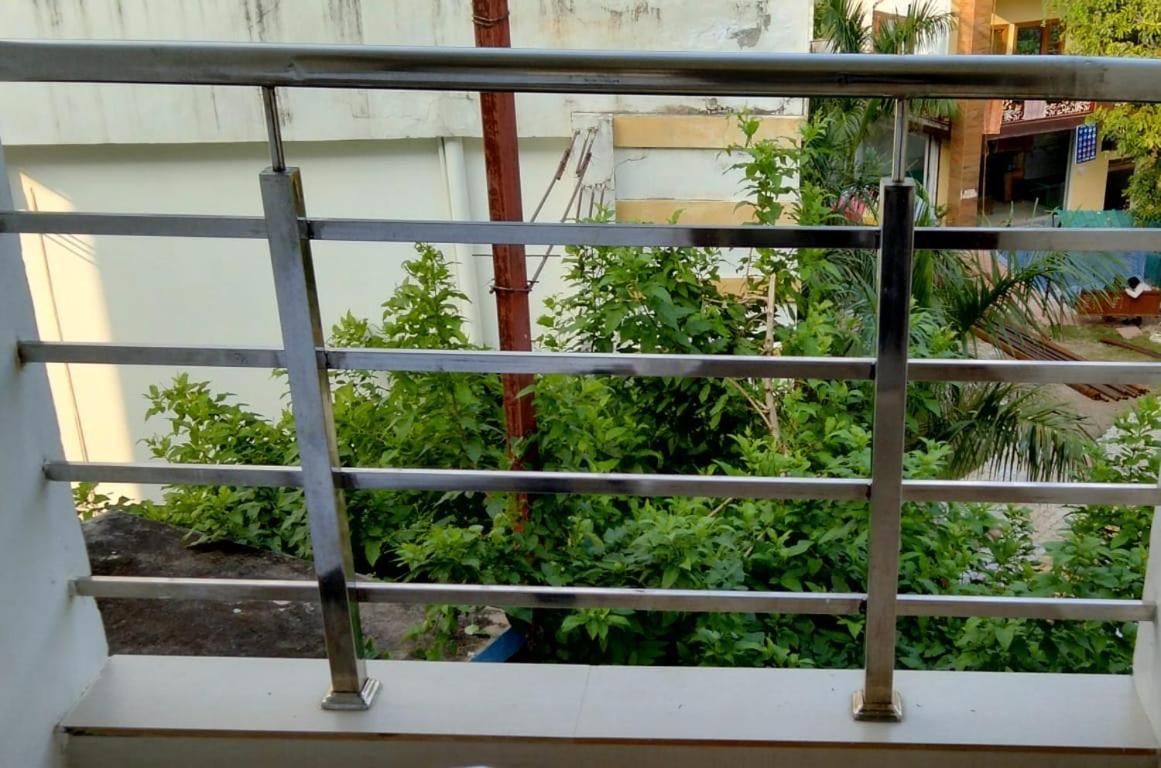 Hotel Paradise Palm Rishikesh Exterior photo
